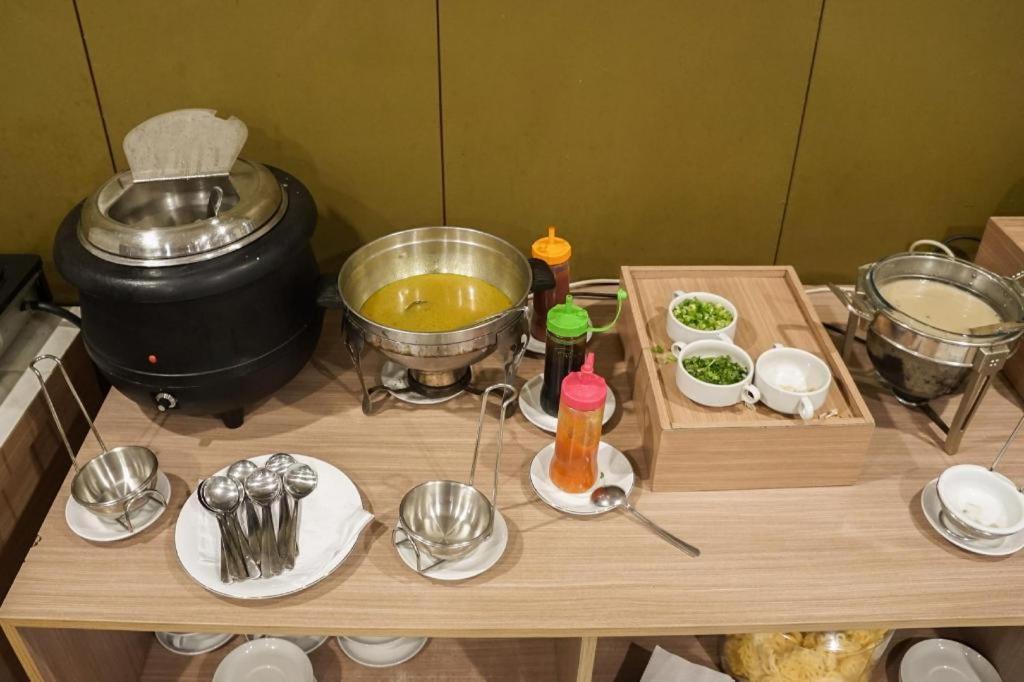 Sofyan Hotel Soepomo Cakarta Dış mekan fotoğraf